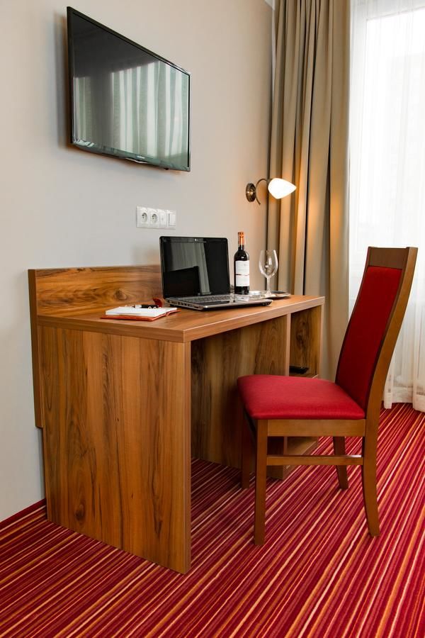 Отель Hotel Katowice Катовице-41